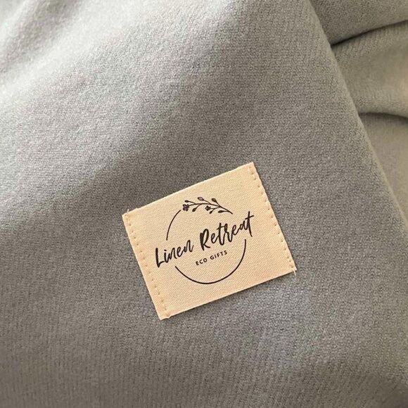 Blue Soft  warm scarf is a mixture of  polyester and viscose condition is new - Picture 6 of 8